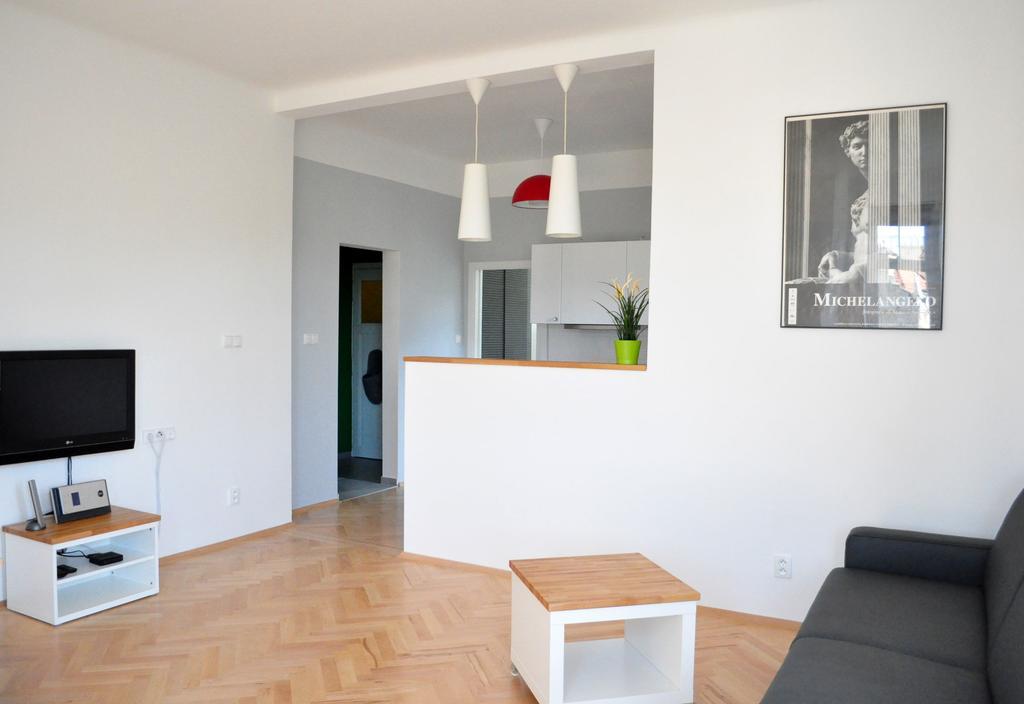 Central-Modern-Apartment Prague Exterior photo